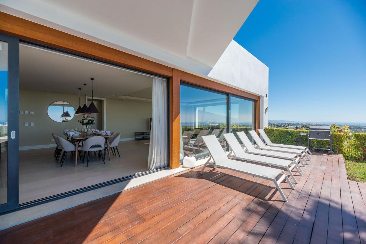 Villa Paraiso: Luxury Sea View Resort with Infinity Pool and Golf Estepona Exterior photo